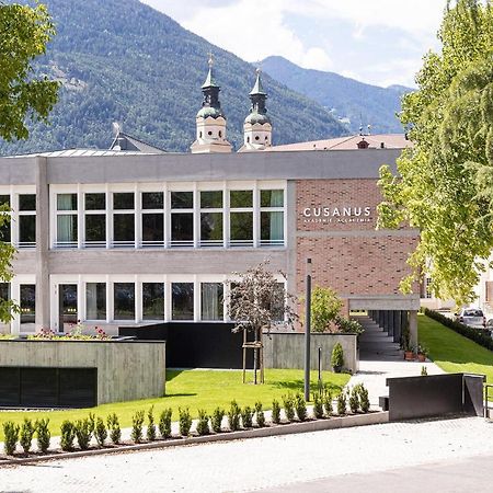 Cusanus Akademie - Accademia Cusanus Bressanone Eksteriør bilde