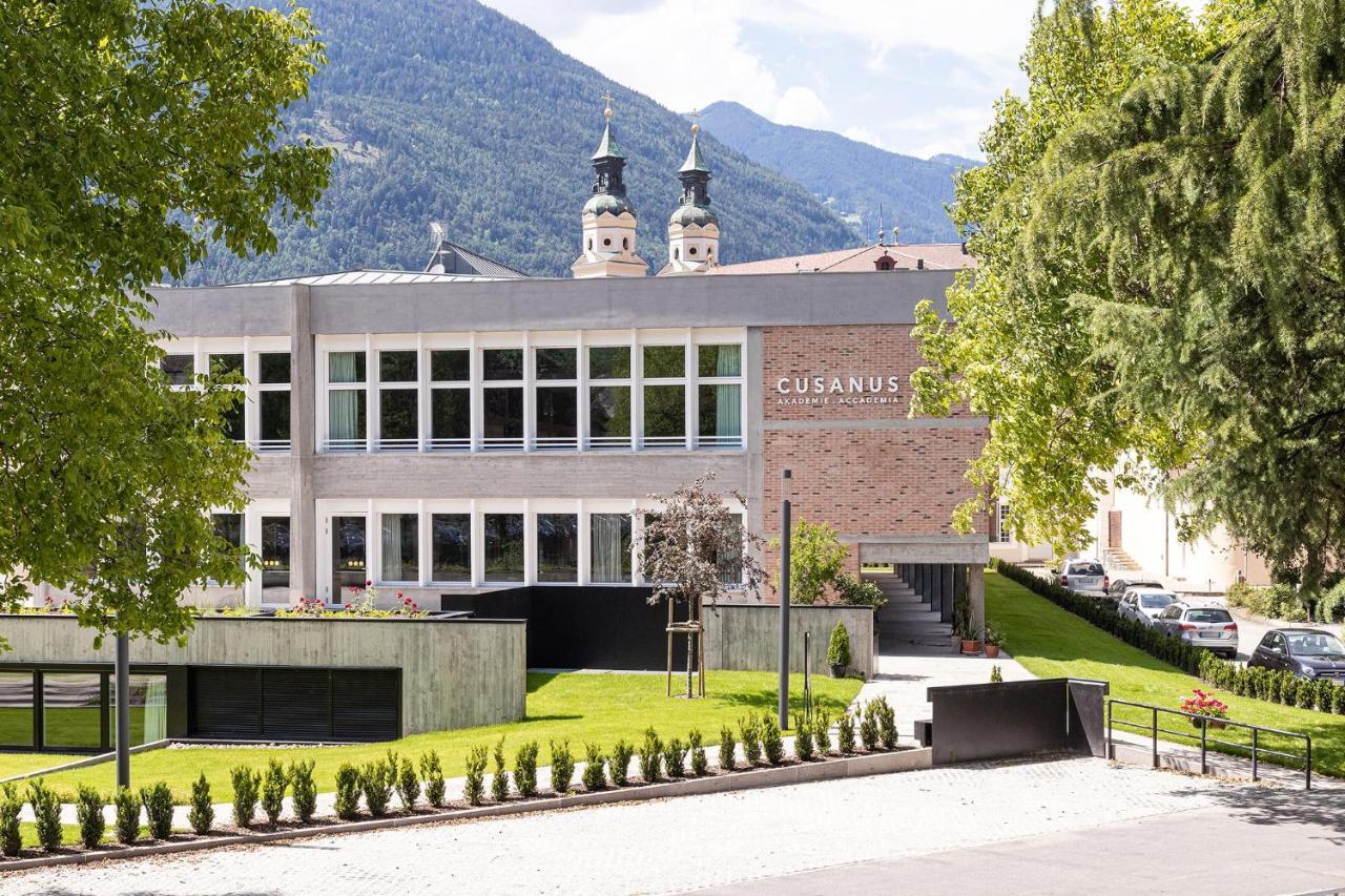 Cusanus Akademie - Accademia Cusanus Bressanone Eksteriør bilde